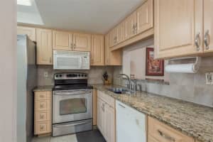2020 LAKEVIEW DR #105, CLEARWATER, FL 33763 Sold 08/05/22
