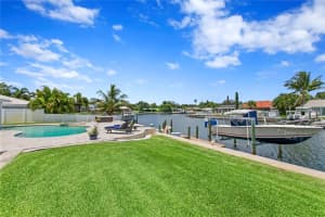 4328 40TH ST S, ST PETERSBURG, FL 33711 Sold 12/07/22