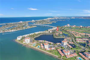 6020 BAHIA DEL MAR CIR #121, ST PETERSBURG, FL 33715 Sold 08/29/22