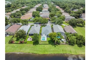 4742 WHISPERING WIND AVE, TAMPA, FL 33614 Sold 08/10/22
