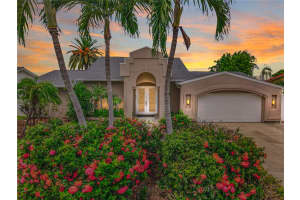 7930 9TH AVE S, ST PETERSBURG, FL 33707 Sold 09/23/22