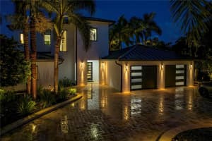 2471 E VINA DEL MAR BLVD, ST PETE BEACH, FL 33706 Sold 11/01/22