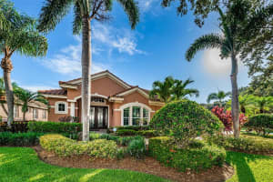 7711 ARALIA WAY, LARGO, FL 33777 Sold 09/23/22