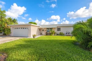 7925 2ND AVE S, ST PETERSBURG, FL 33707 Sold 09/26/22