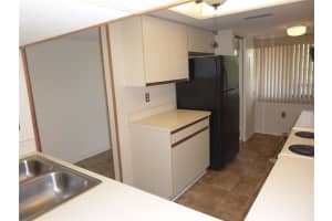 1941 GOLFVIEW DR #1941, TARPON SPRINGS, FL 34689 Sold 08/25/22