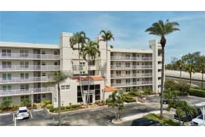 5701 BAHIA DEL MAR CIR #405, ST PETERSBURG, FL 33715 Sold 08/17/23