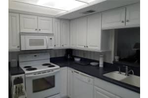 936 VIRGINIA ST #309, DUNEDIN, FL 34698 Sold 01/31/24