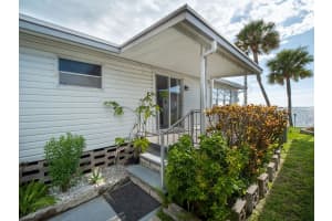 4851 W GANDY BLVD #B15L40, TAMPA, FL 33611 Sold 10/21/22