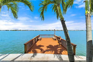 685 BOCA CIEGA POINT BLVD S #685, ST PETERSBURG, FL 33708 Sold 05/30/23