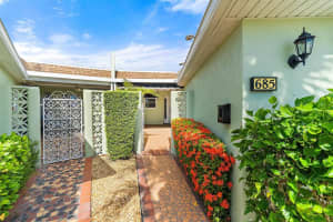 685 BOCA CIEGA POINT BLVD S #685, ST PETERSBURG, FL 33708 Sold 05/30/23