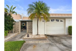 556 BOCA CIEGA POINT BLVD S, ST PETERSBURG, FL 33708 Sold 09/09/22