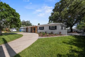 7858 CAUSEWAY BLVD N, ST PETERSBURG, FL 33707 Sold 08/23/22