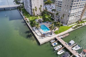 5200 BRITTANY DR S #1001, ST PETERSBURG, FL 33715 Sold 02/10/23