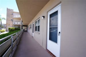 1893 SHORE DR S #112, SOUTH PASADENA, FL 33707 Sold 12/12/22