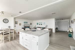 222 CEDARWOOD CIR #222, SEMINOLE, FL 33777 Sold 08/29/22