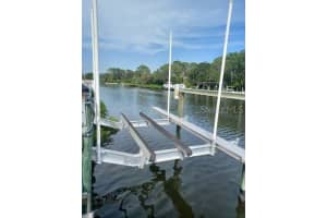 1634 BAYSHORE DR, ENGLEWOOD, FL 34223 Sold 08/25/23