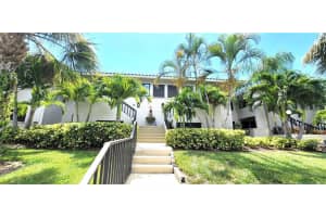 1802 MARINER DR #28, TARPON SPRINGS, FL 34689 Sold 01/17/23