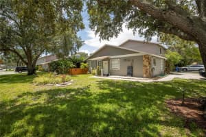 10026 LAKE OAK CIR, TAMPA, FL 33624 Sold 08/05/22