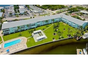 1819 SHORE DR S #115, SOUTH PASADENA, FL 33707 Sold 10/21/22