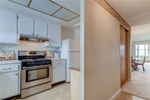 1819 SHORE DR S #115, SOUTH PASADENA, FL 33707 Sold 10/21/22