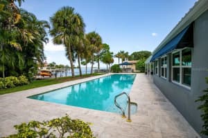 101 SHORE DR, DUNEDIN, FL 34698 Sold 08/25/22