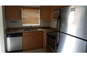 2854 SOMERSET PARK DR, TAMPA, FL 33613 Sold 10/22/22