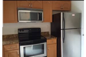 2854 SOMERSET PARK DR, TAMPA, FL 33613 Sold 10/22/22