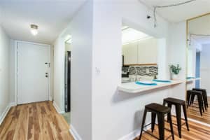 8101 Heatherwood Dr, Seminole, FL 33777, Sold 10/03/22