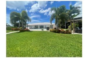 4310 40TH ST S, ST PETERSBURG, FL 33711 Sold 08/29/22