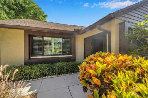 2475 BAY BERRY DR, CLEARWATER, FL 33763 Sold 09/08/22