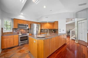 940 59TH AVE, ST PETE BEACH, FL 33706 Sold 12/16/22