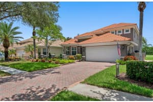 9859 Sago Point Dr, Seminole, FL 33777, Sold 12/06/22