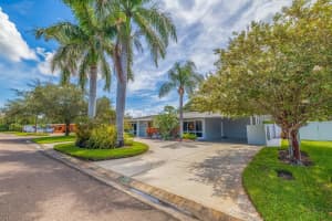 5100 42nd St S, St. Petersburg, FL 33711, Sold 09/01/22