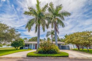 5100 42nd St S, St. Petersburg, FL 33711, Sold 09/01/22