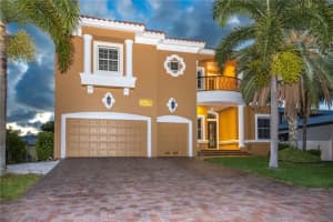 824 Island Way CLEARWATER