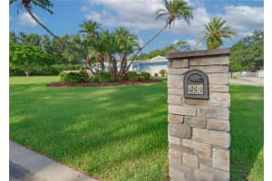 1930 SADDLE HILL RD S, DUNEDIN, FL 34698 Sold 11/16/23