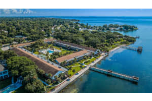 650 Pinellas Point Dr S, St. Petersburg, FL 33705, Sold 09/16/22