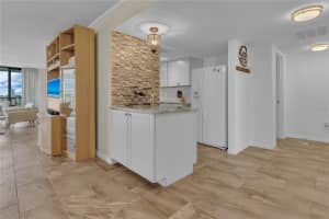 80 ROGERS ST #8D, CLEARWATER, FL 33756 Sold 08/31/22