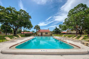 7200 ULMERTON RD #B3, LARGO, FL 33771 Sold 09/23/22