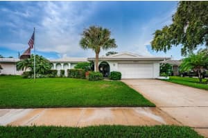 10405 MONARCH DR, LARGO, FL 33774 Sold 10/17/22