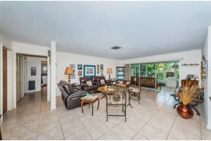 10405 MONARCH DR, LARGO, FL 33774 Sold 10/17/22