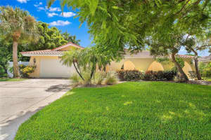 3874 48TH AVE S, ST PETERSBURG, FL 33711 Sold 05/18/23