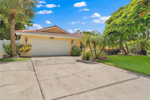 3874 48TH AVE S, ST PETERSBURG, FL 33711 Sold 05/18/23