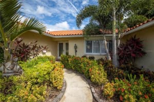 2039 Michigan Ave NE, St. Petersburg, FL 33703, Sold 04/21/23