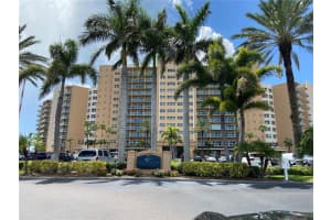 880 Mandalay Ave, Clearwater, FL 33767, Sold 10/06/22