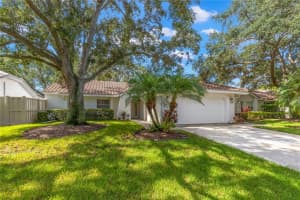582 Quintana Pl NE, St. Petersburg, FL 33703, Sold 10/03/22