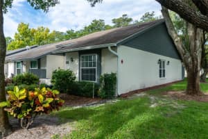 556 LAGUNA VISTA CT, LARGO, FL 33771 Sold 09/12/22