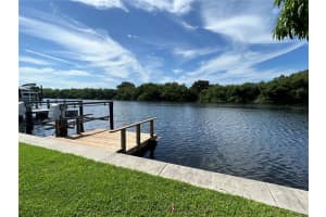 610 MOUNT OAK AVENUE, ST PETERSBURG, FL 33702 Sold 12/22/23