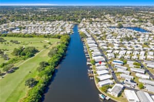 610 MOUNT OAK AVENUE, ST PETERSBURG, FL 33702 Sold 12/22/23