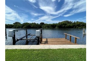 610 MOUNT OAK AVENUE, ST PETERSBURG, FL 33702 Sold 12/22/23